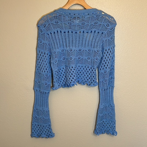 ASOS Design Blue Crop Sweater - Picture 8 of 12